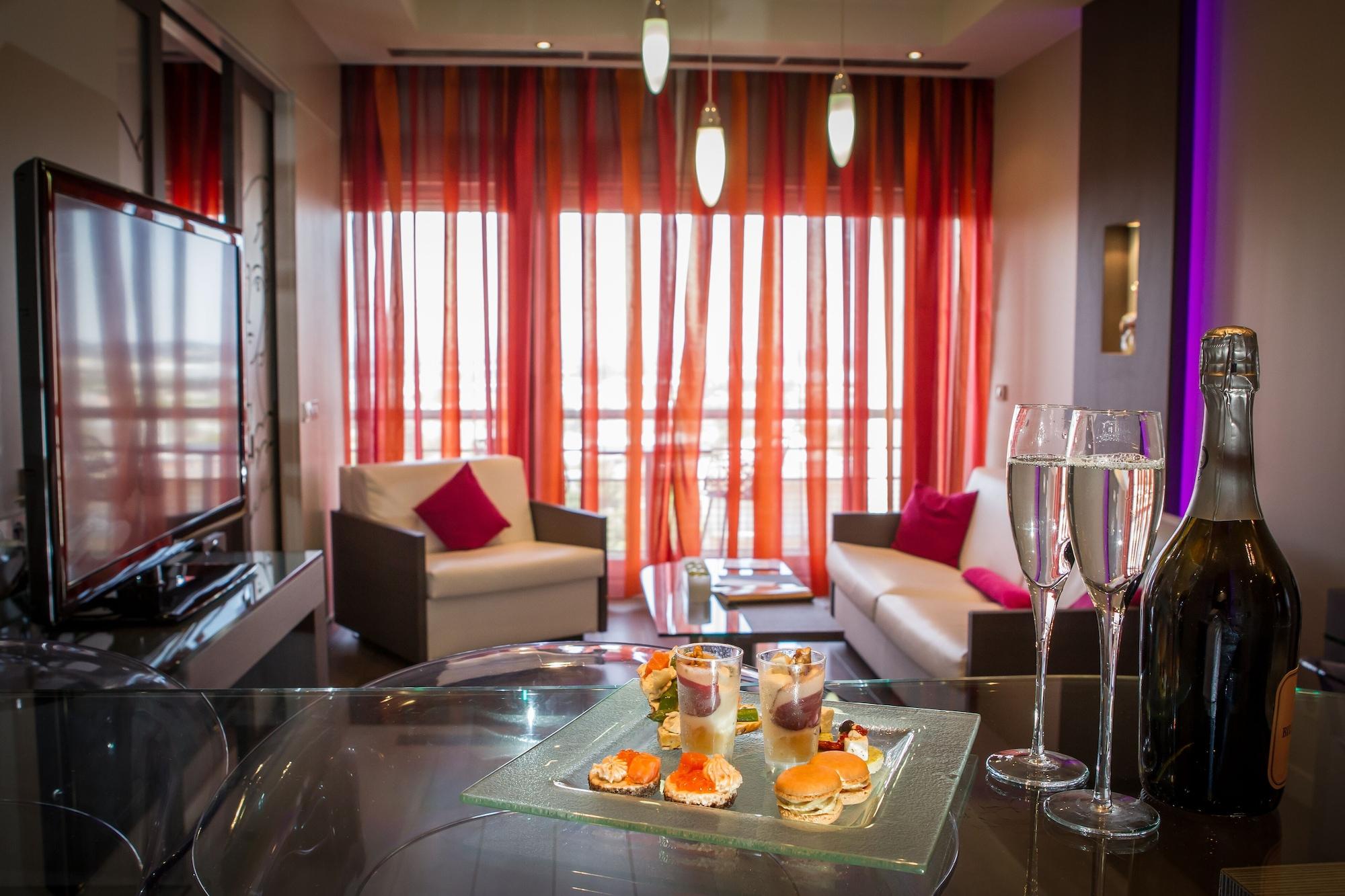 Hotel & Spa Vatel Nîmes Eksteriør bilde